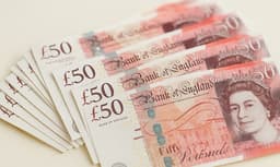 £100 Cash